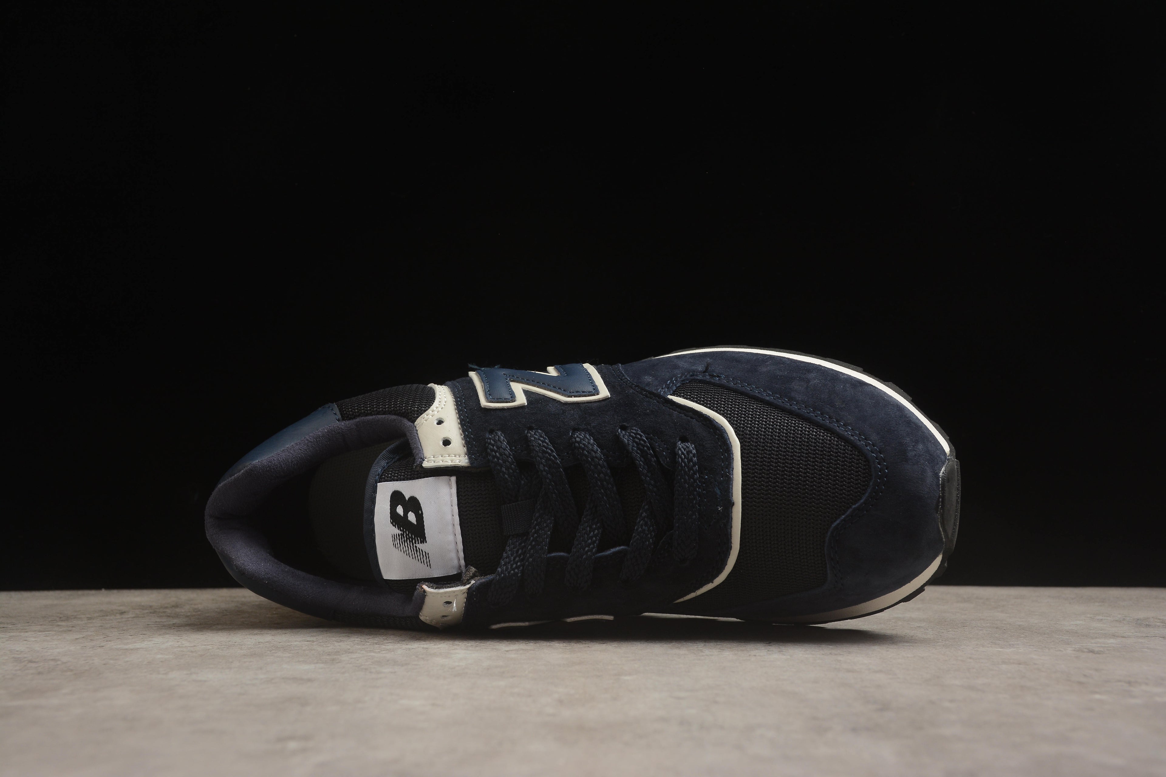 New Balance 574 – Azul Oscuro