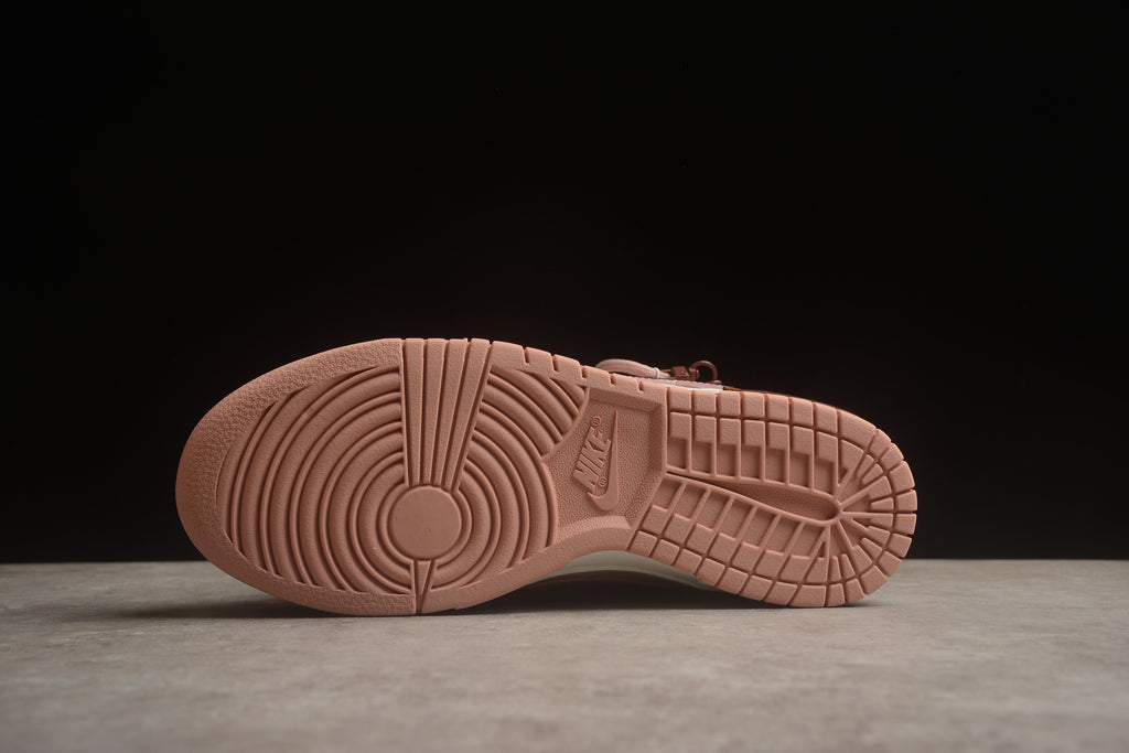 Dunk SB – Rosa / Beigie