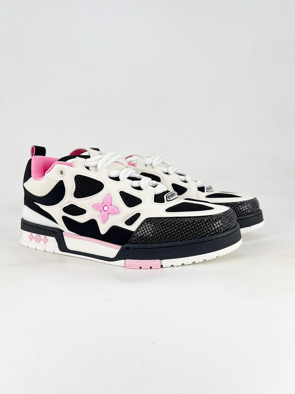 Louis Vuitton Skate – Monogram Rosa