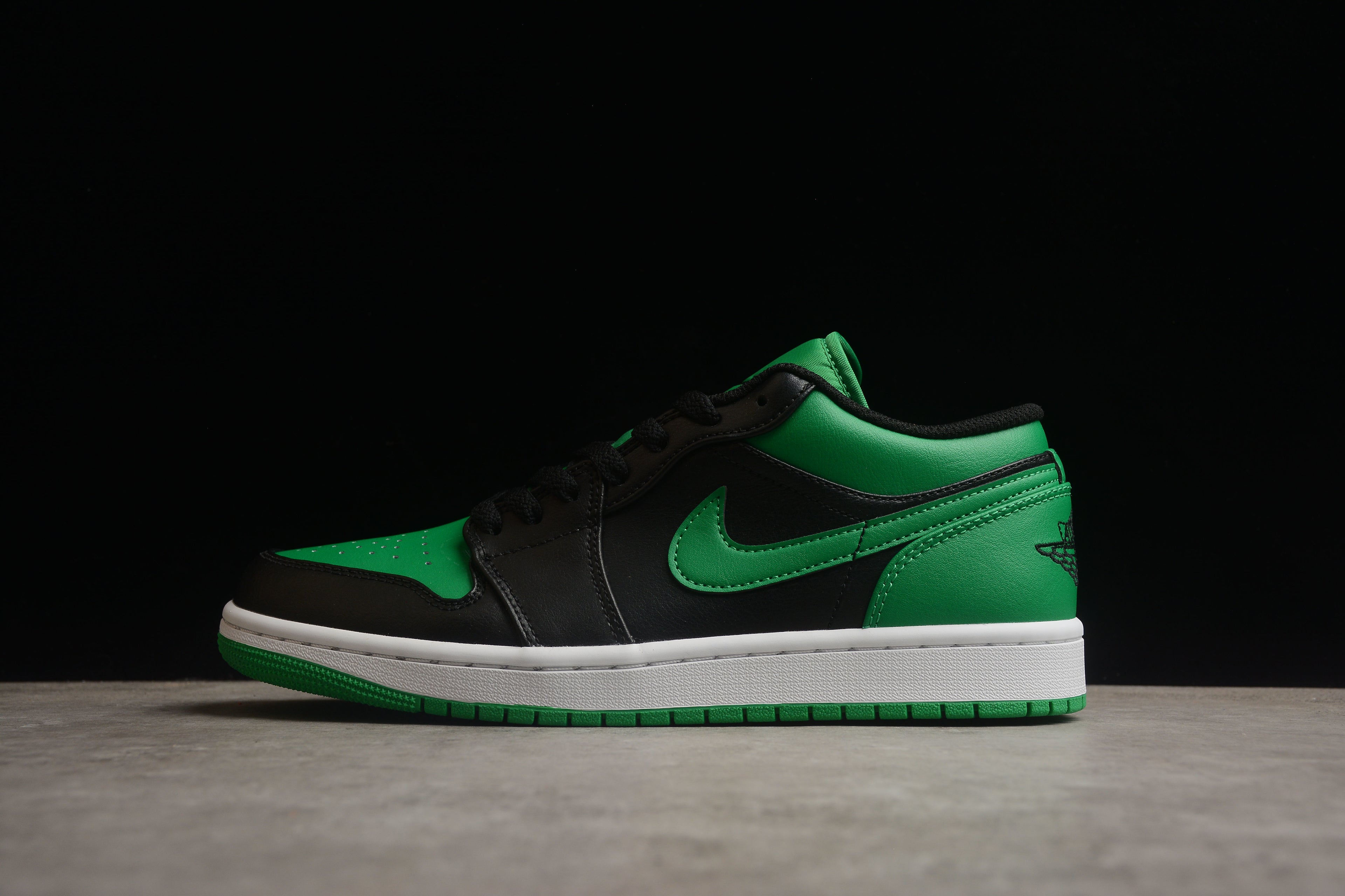 Jordan 1 Low – Verde / Negro