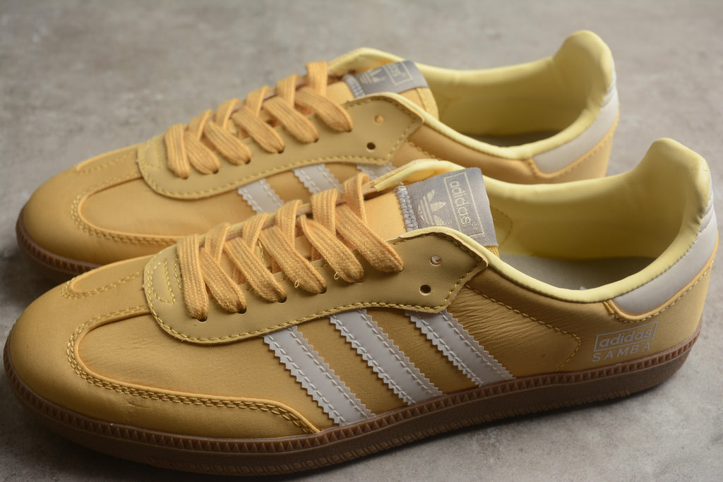 Adidas Samba – Amarillo / Blanco