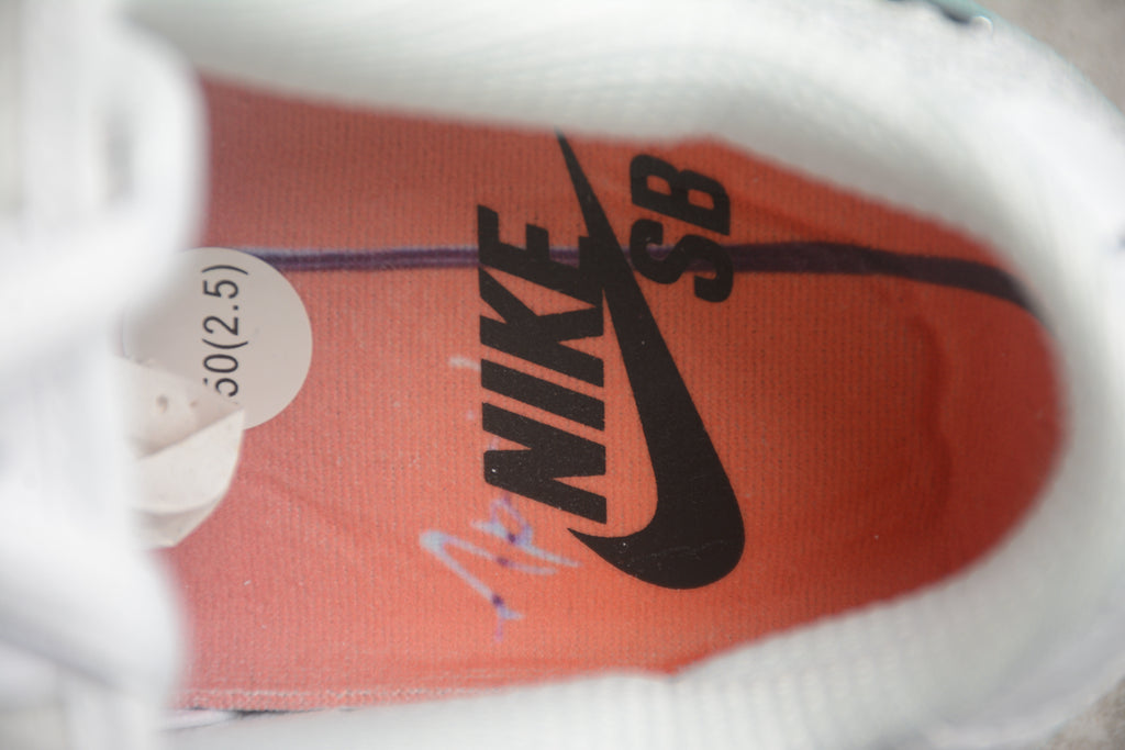 Dunk SB – Azul Claro / Blanco