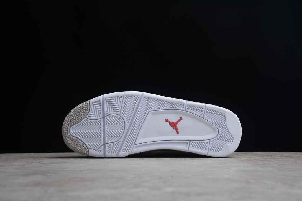 Air Jordan 4 – Blanco / Gris