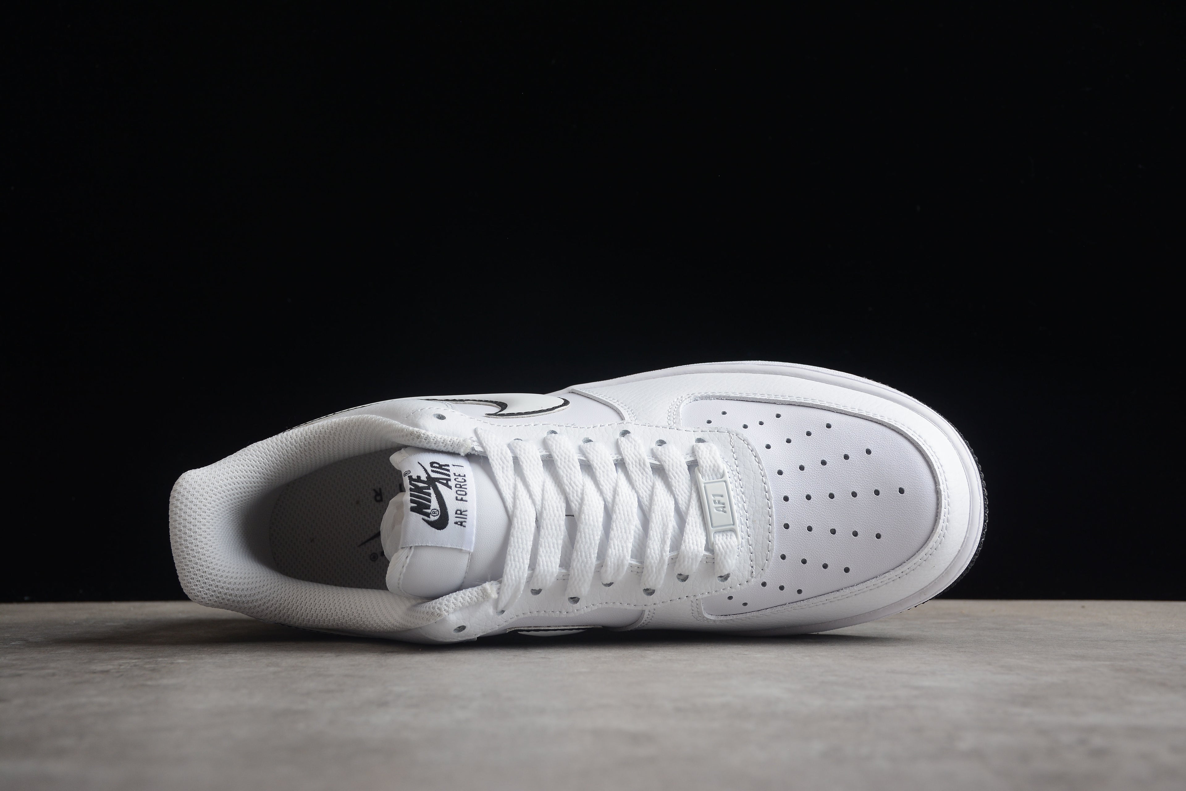 Air Force 1 Low – Blanco / Negro