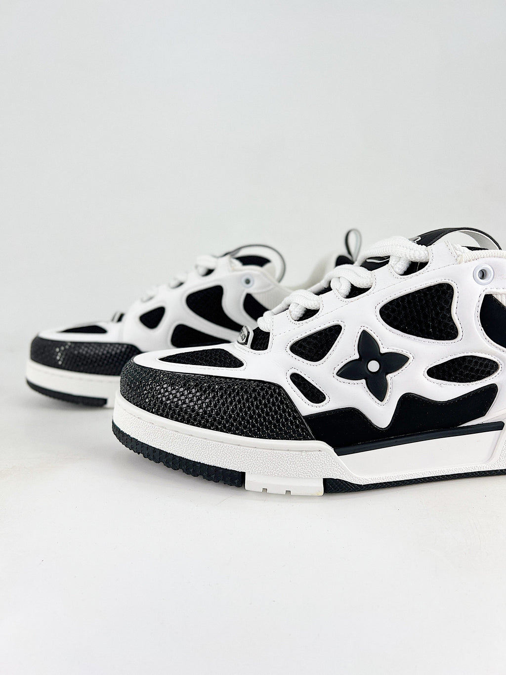 Louis Vuitton Skate – Monogram Negro