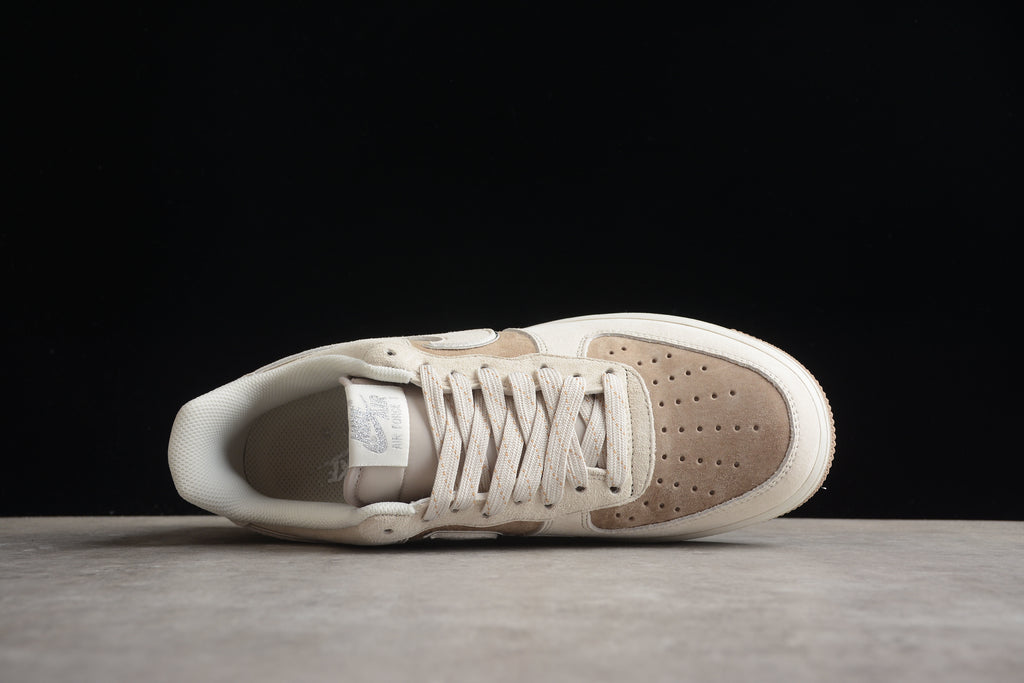 Air Force 1 Low – Gris / Marrón Claro