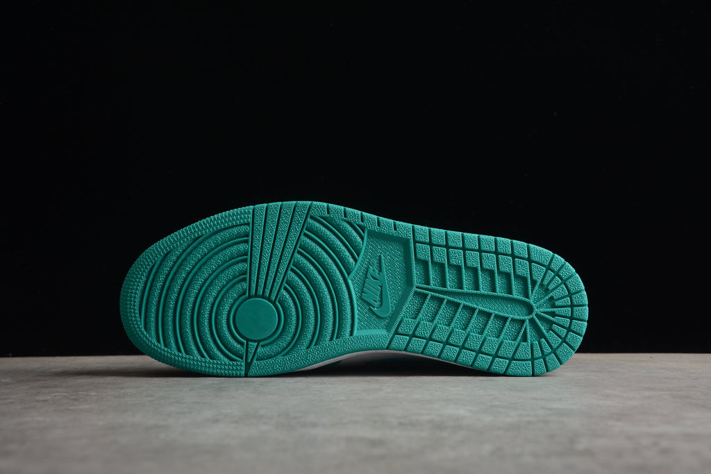 Jordan 1 Low – Turquesa / Blanco