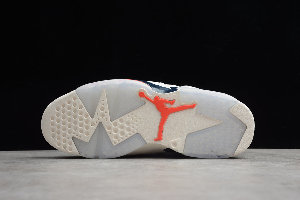 Air Jordan 6 – Blanco /  Begie