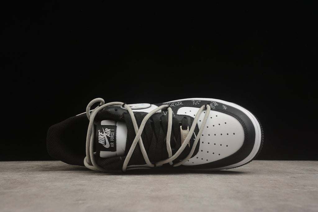 Air Force 1 Low – Negro / Blanco