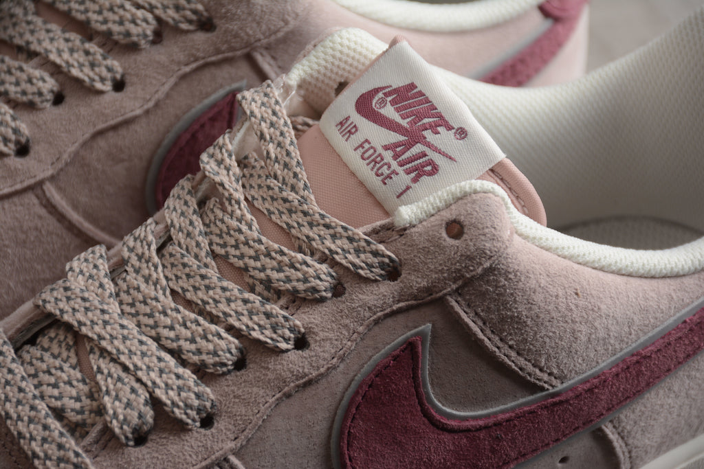 Air Force 1 Low – Lila / Suela Blanca