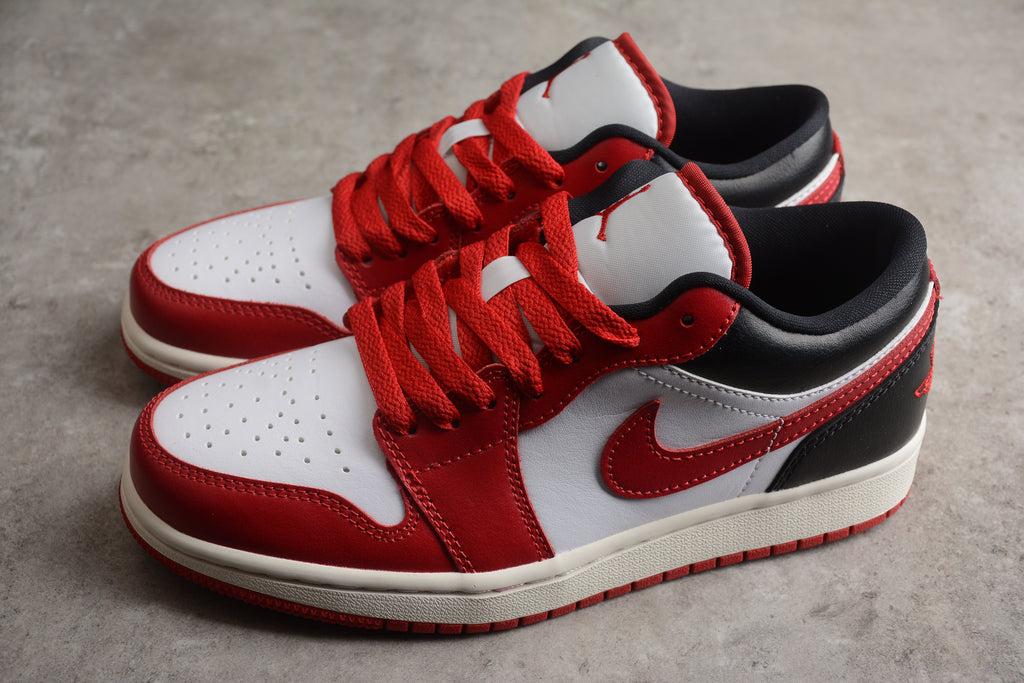 Jordan 1 Low – Rojo / Blanco / Negro