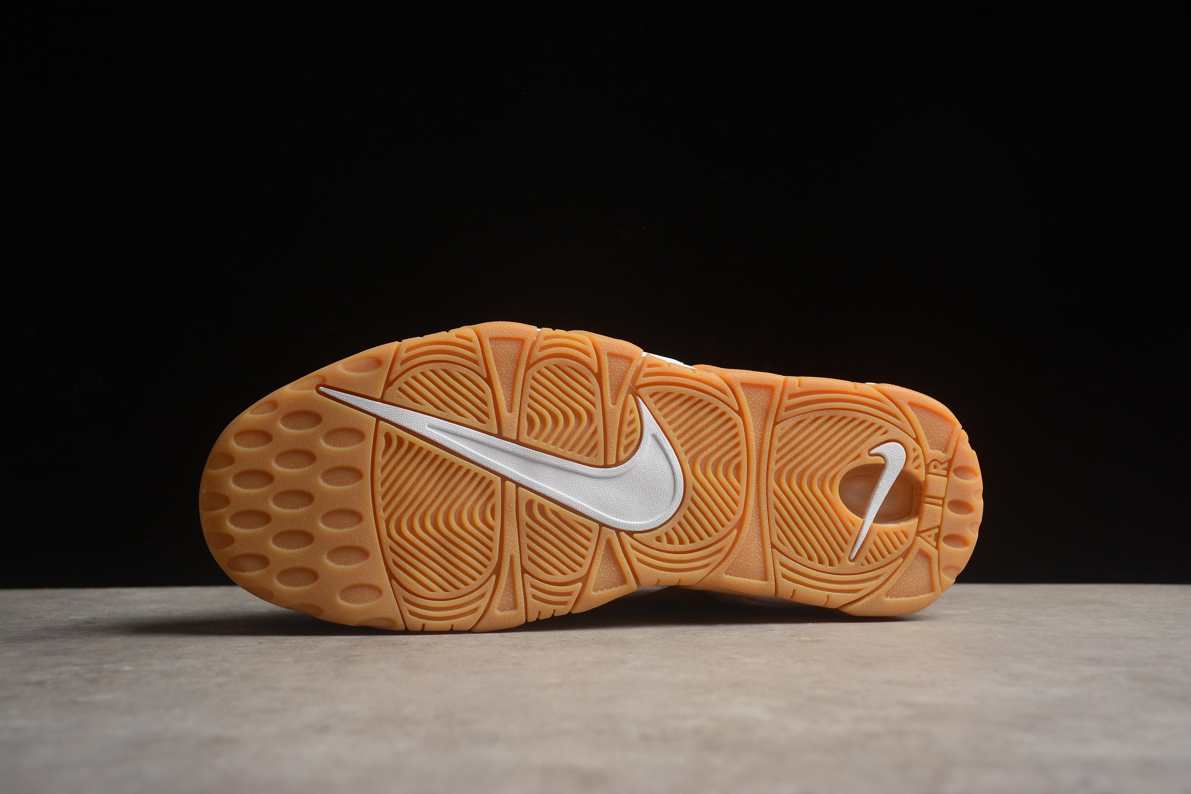 Air More Uptempo – Marrón