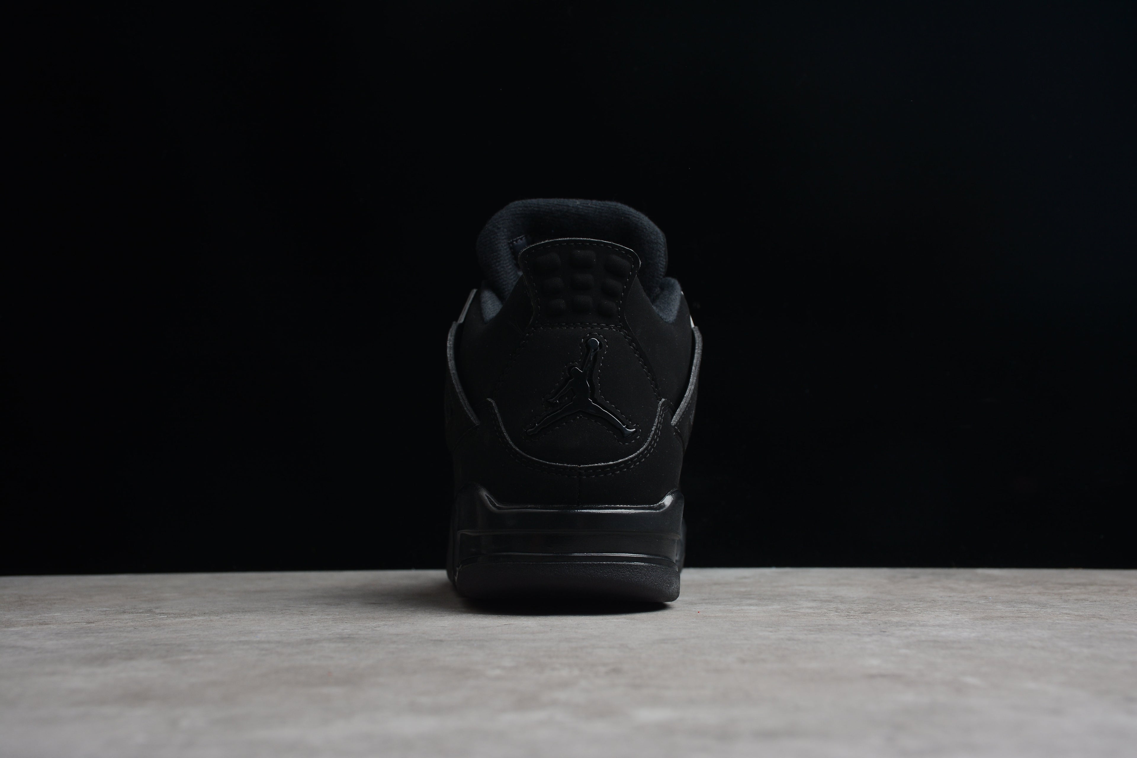 Air Jordan 4 – Negro