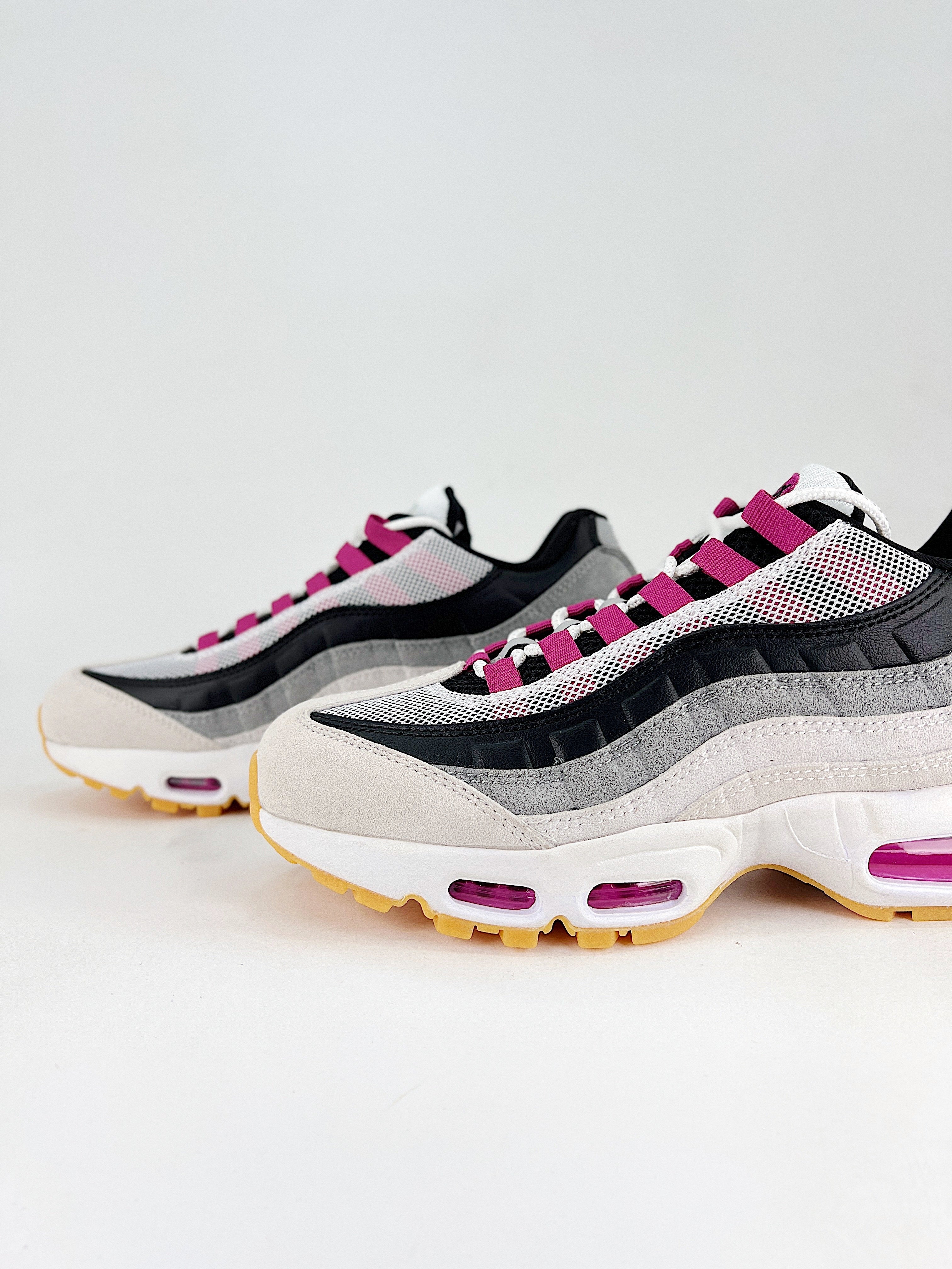 Air Max 95 – Lila / Negro / Gris