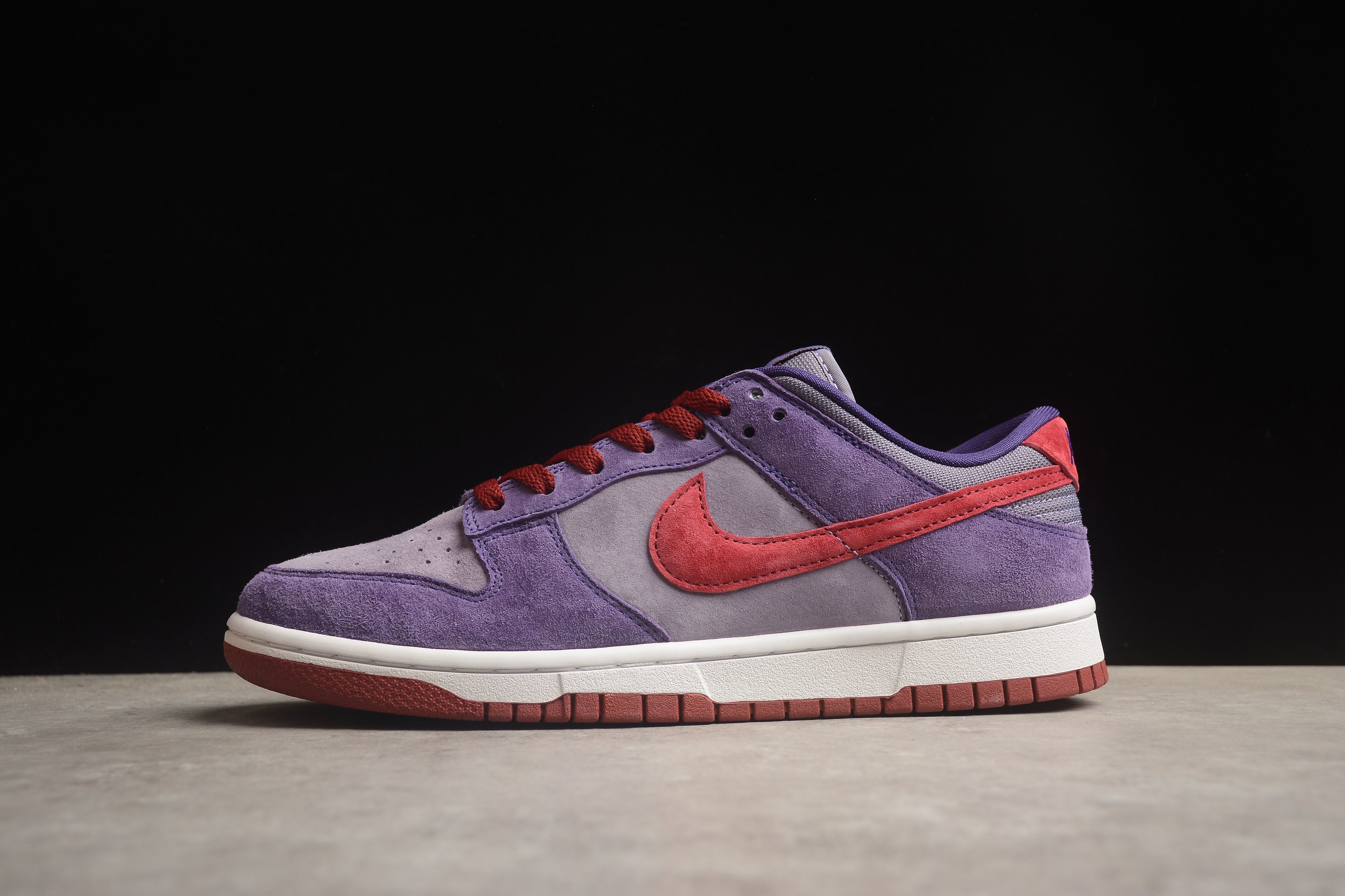 Dunk SB – Lila / Rojo