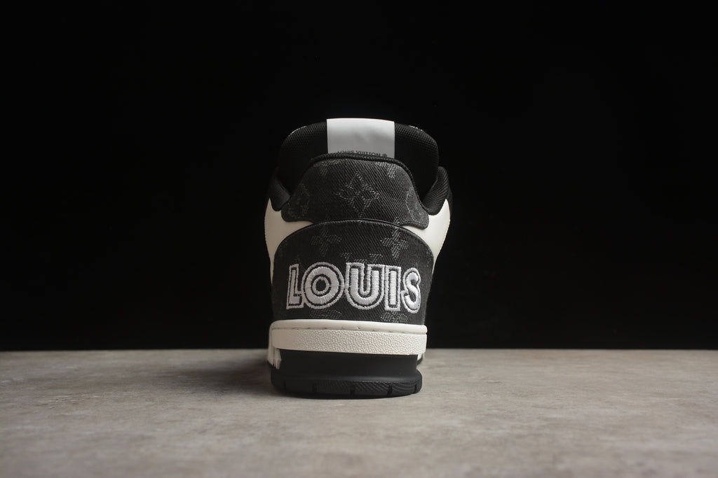Louis Vuitton Trainer Low – Negro / Blanco
