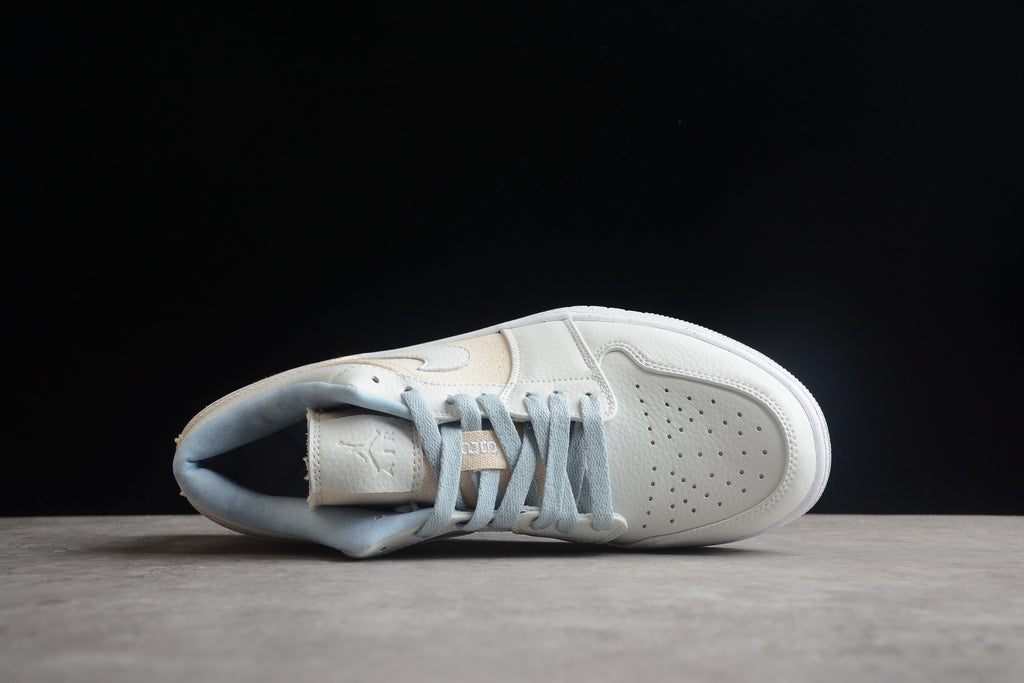 Jordan 1 Low – Gris / Beige / Azul