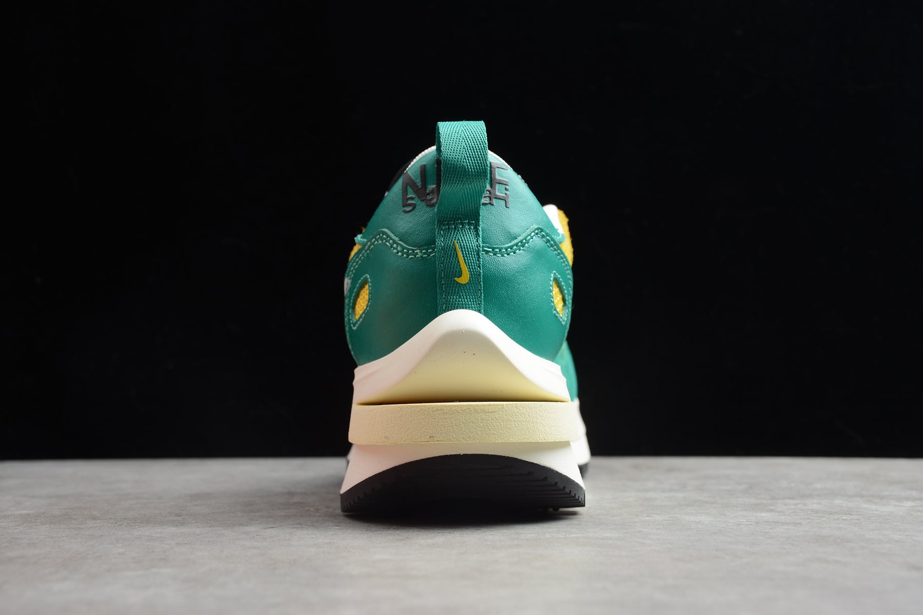 Sacai x VaporWaffle – Amarillo / Verde