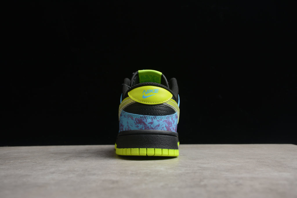 Dunk SB – Negro / Azul / Amarillo