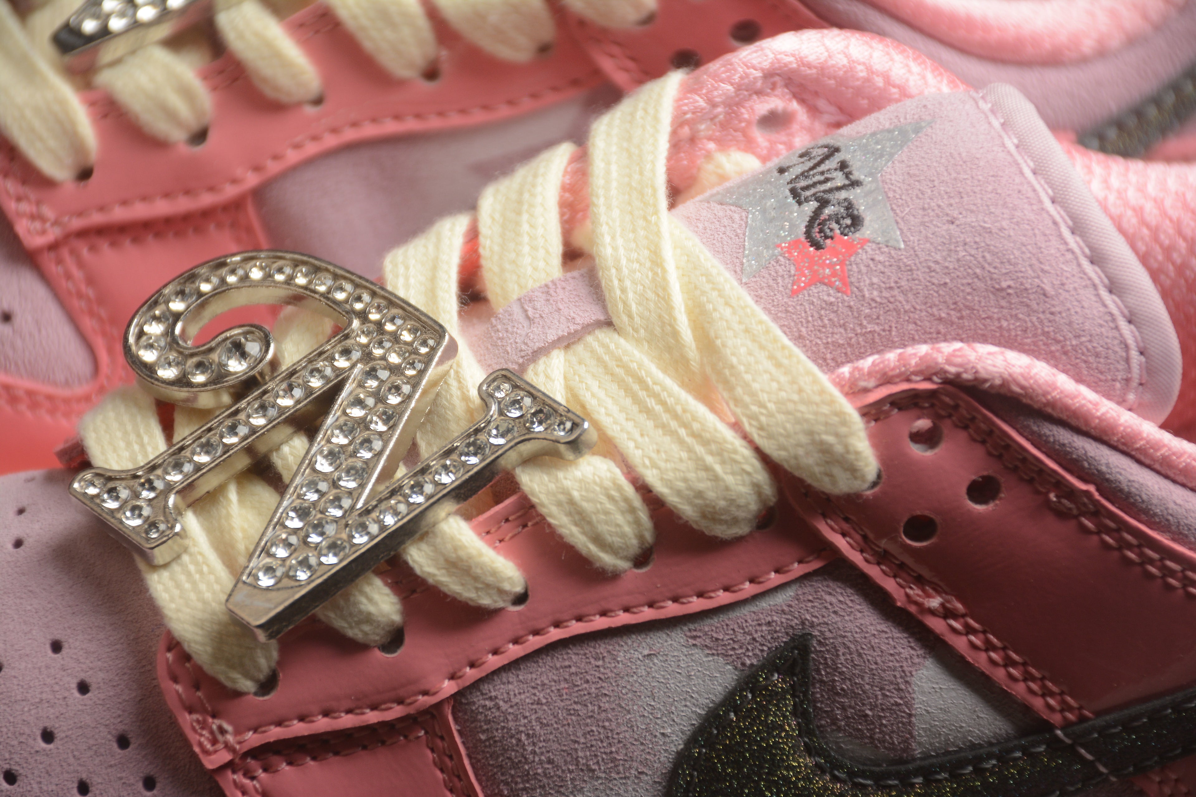 Dunk SB – Rosa / Lila / Gris