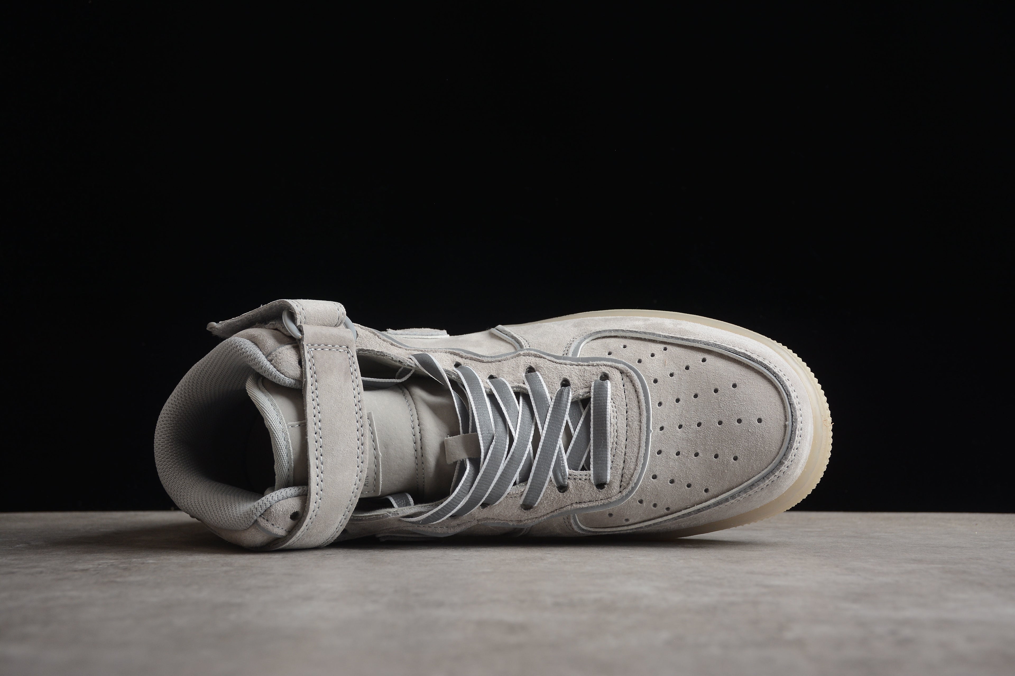 Air Force 1 High – Gris Oscuro