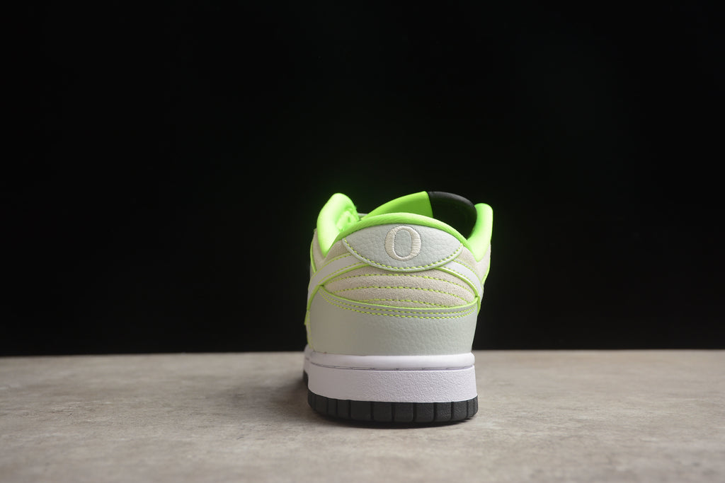 Dunk SB – Verde Claro / Beigie