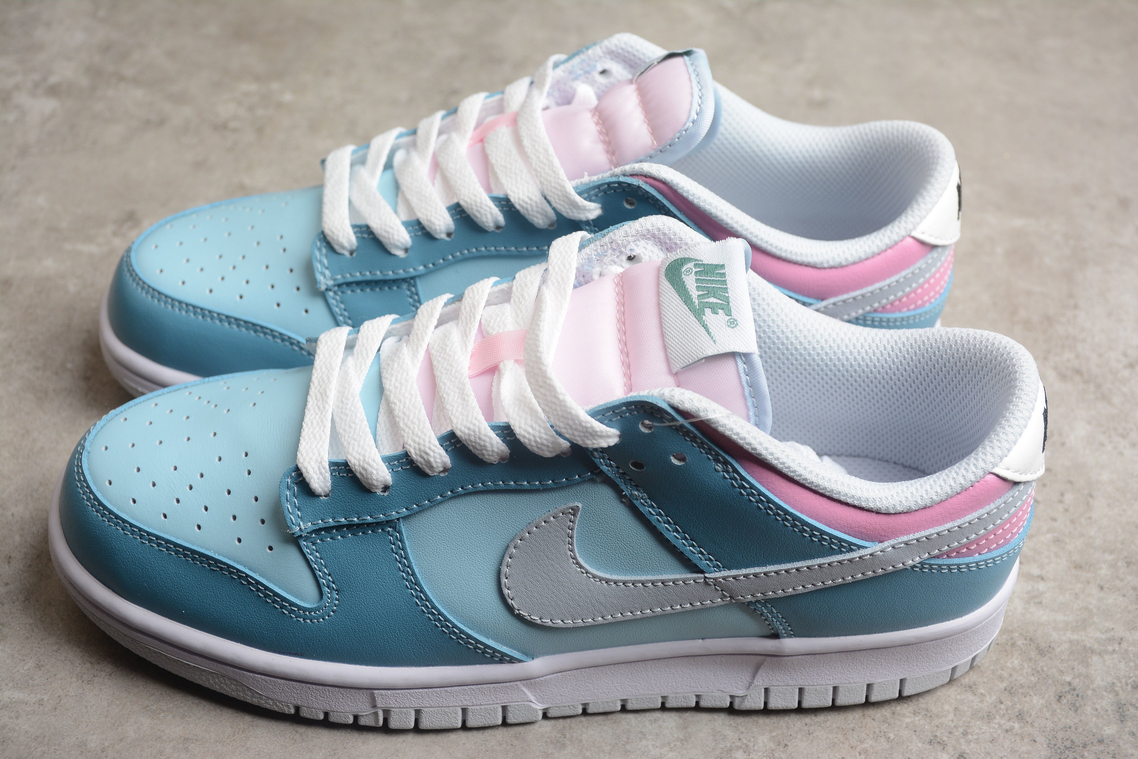 Dunk SB – Azul / Gris / Rosa