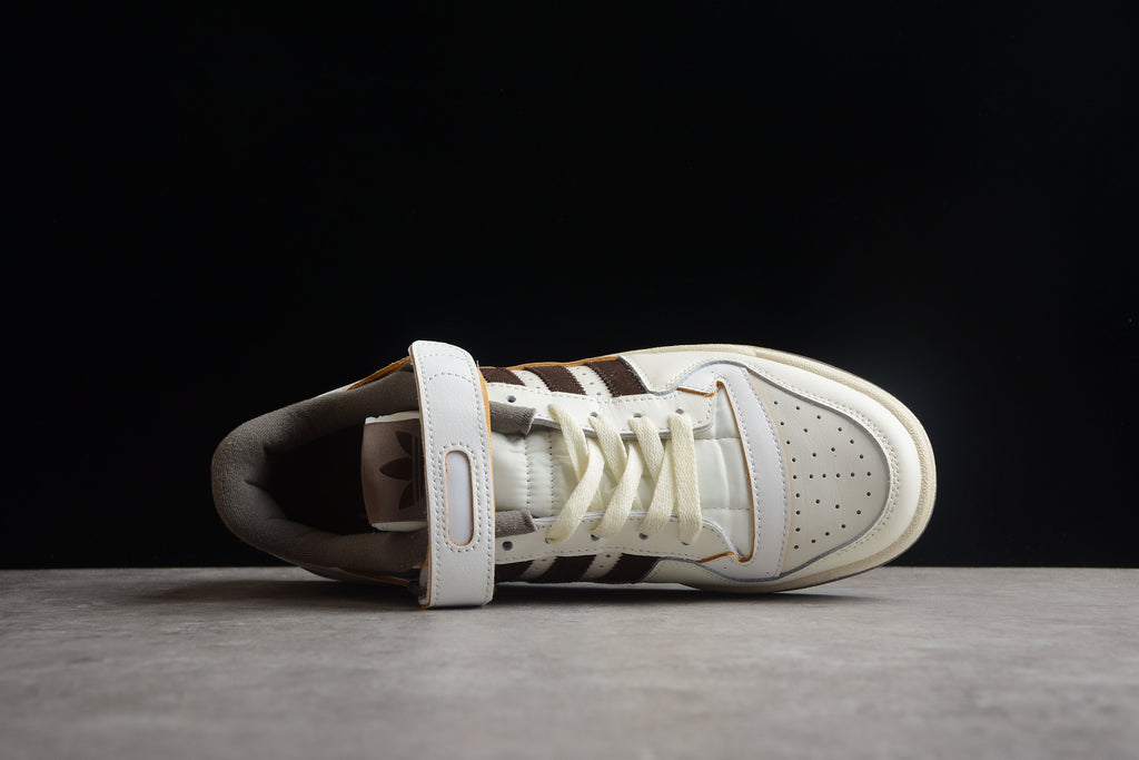 Adidas Forum – Beige / Marrón / Negro