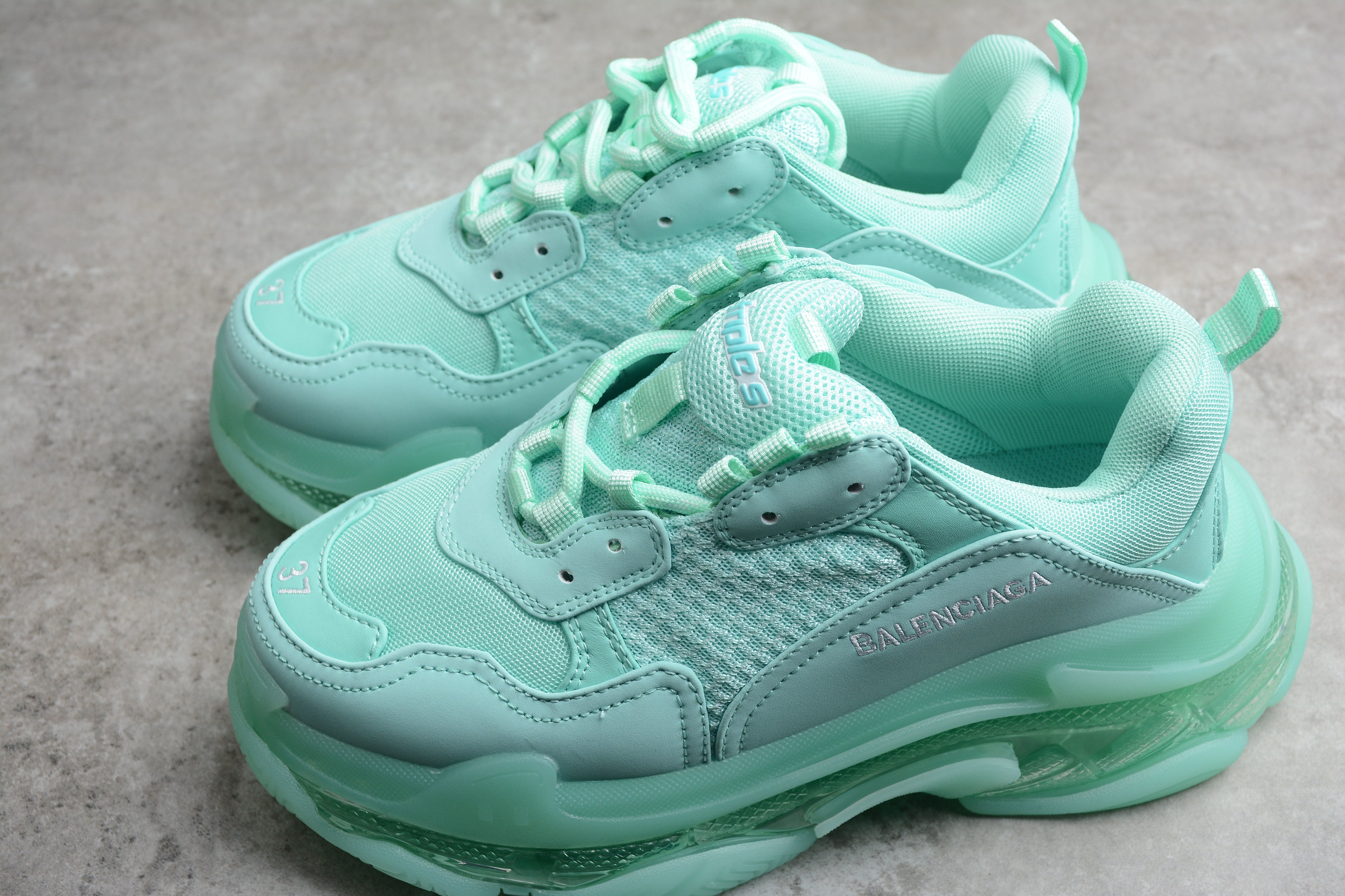 Balenciaga Triple S – Turquesa