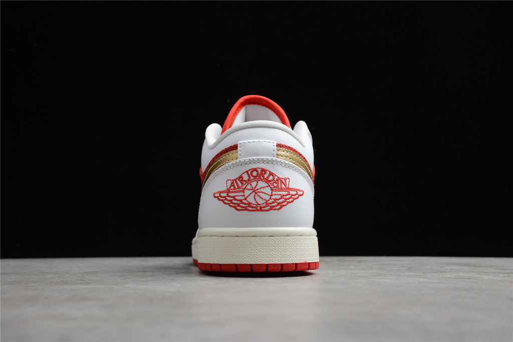 Jordan 1 Low – Rojo / Blanco / Dorado