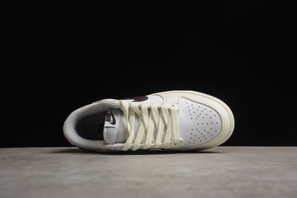 Dunk SB – Beigie / Blanco / Marrón