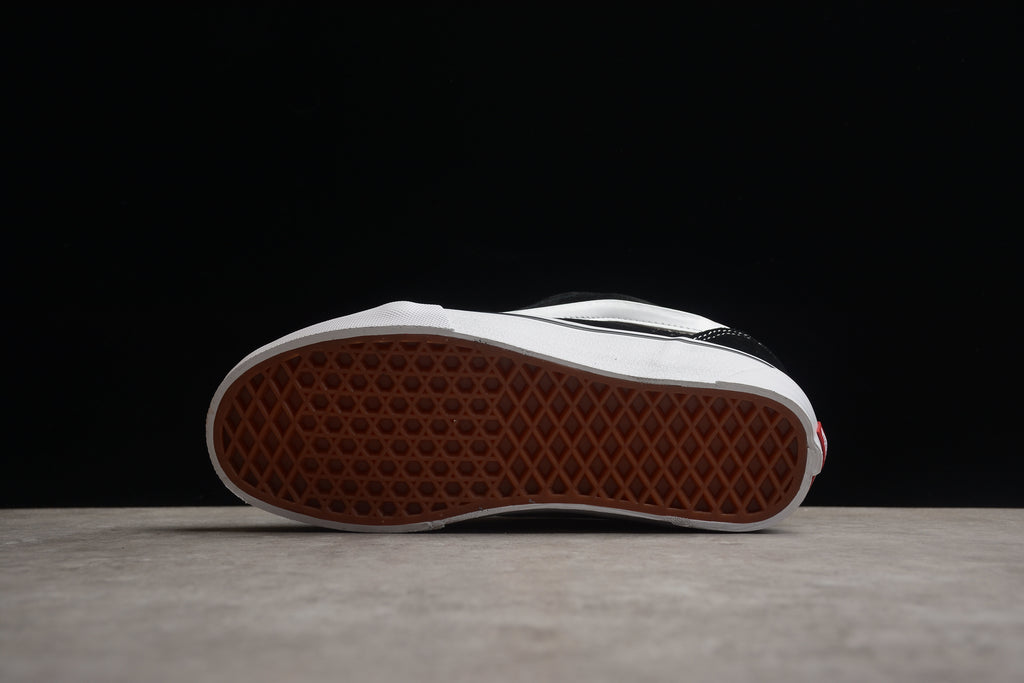 Vans Knu Skool – Negro / Blanco
