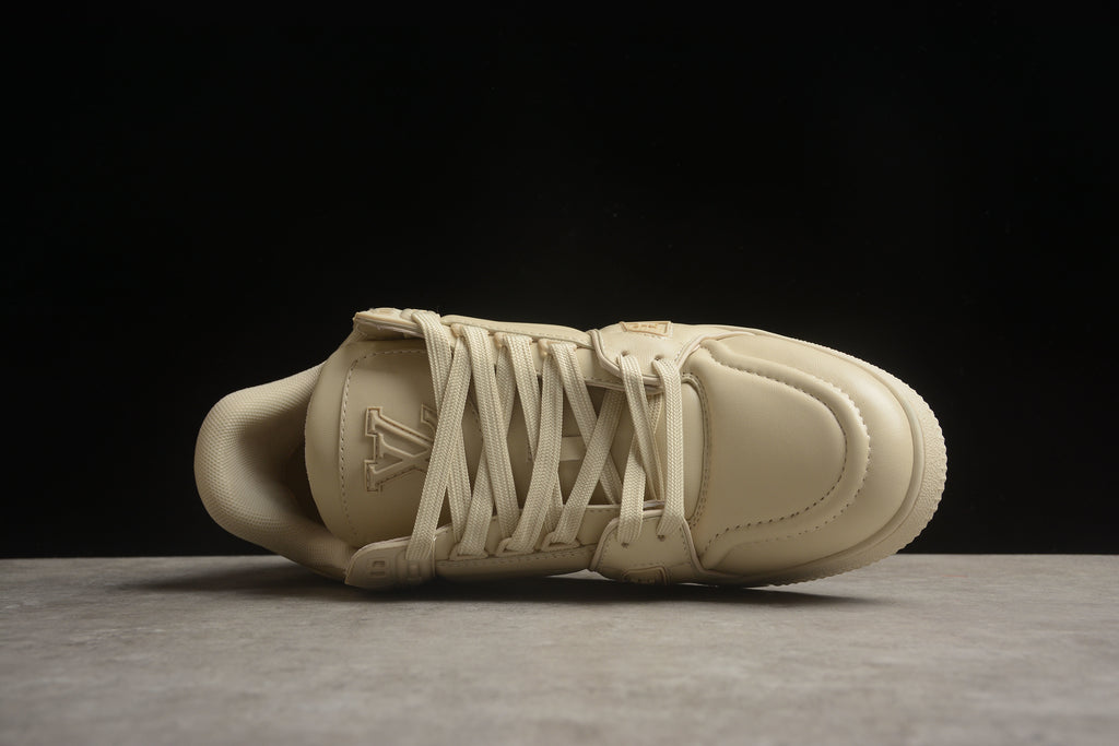 Louis Vuitton Trainer Low – Beige
