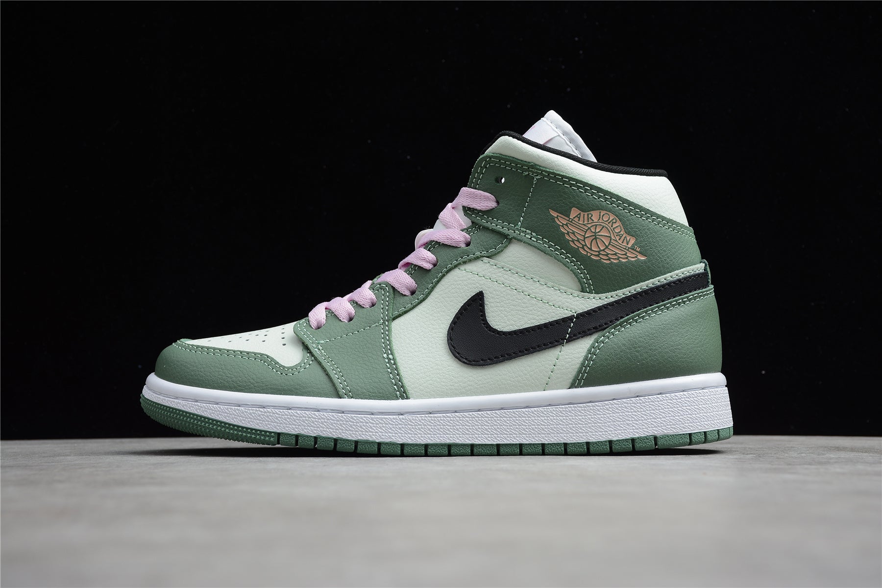 Air Jordan 1 Mid – Verde / Rosa