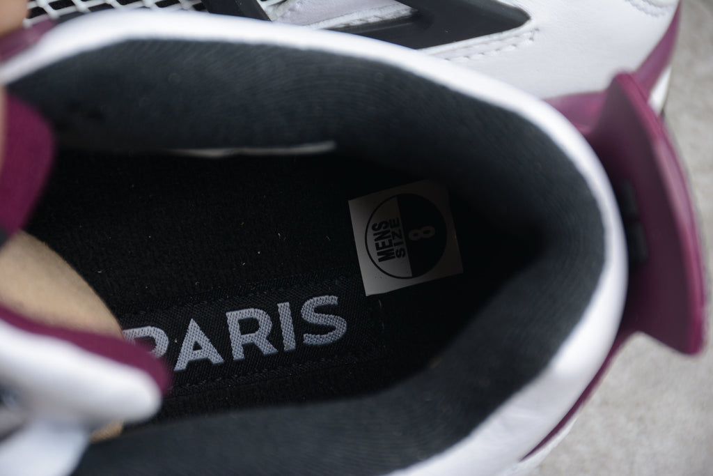 Air Jordan 4 – Blanco / Lila