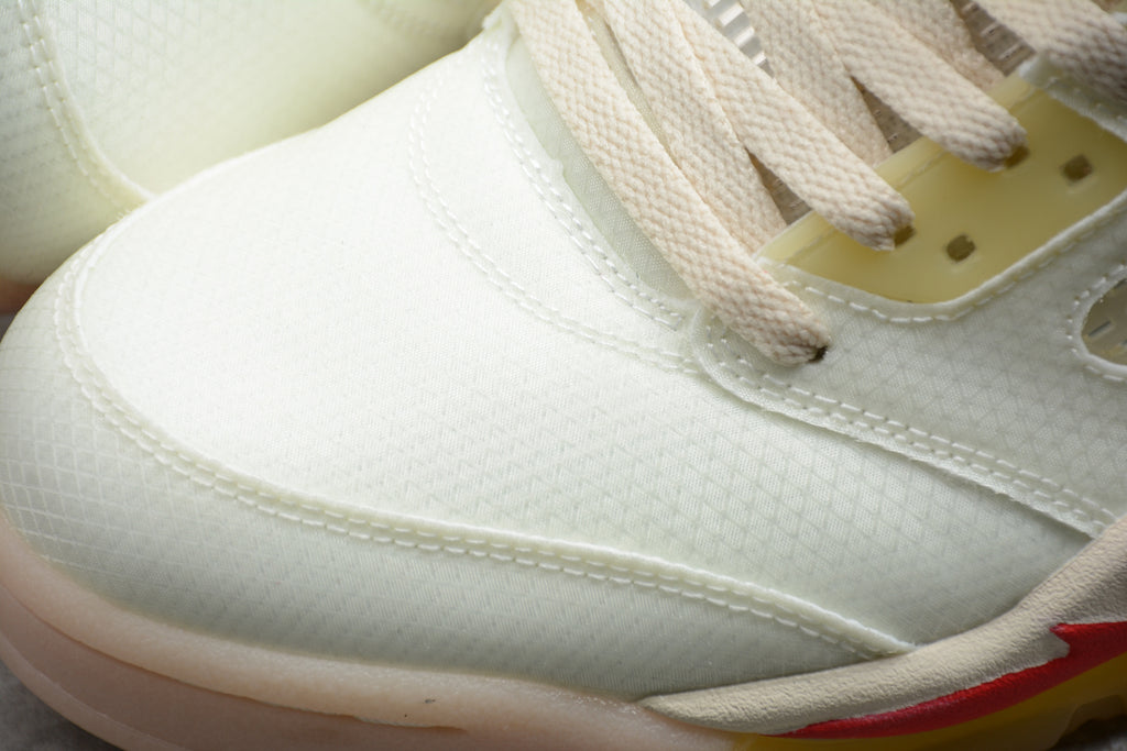 Air Jordan 5 – Beige
