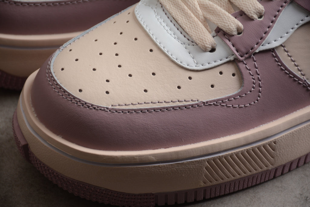 Air Force 1  – Rosa