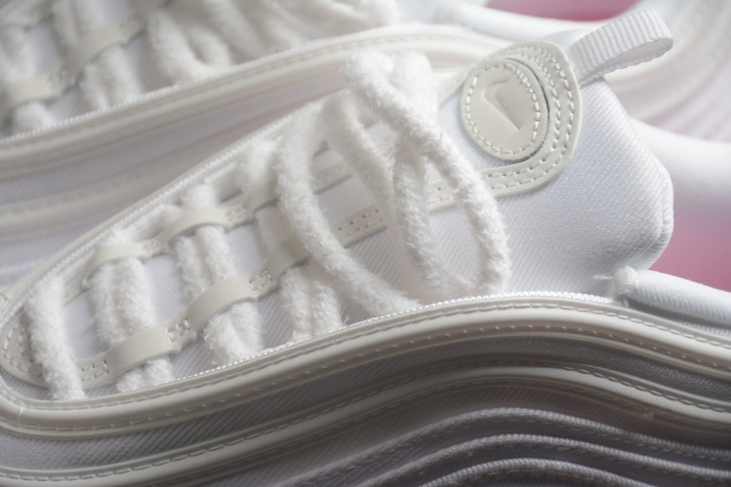 Air Max 97 – Blanco / Suela Rosa