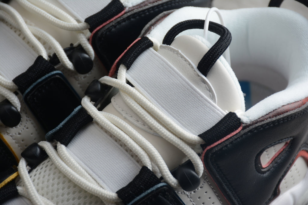 Air More Uptempo – Blanco / Negro