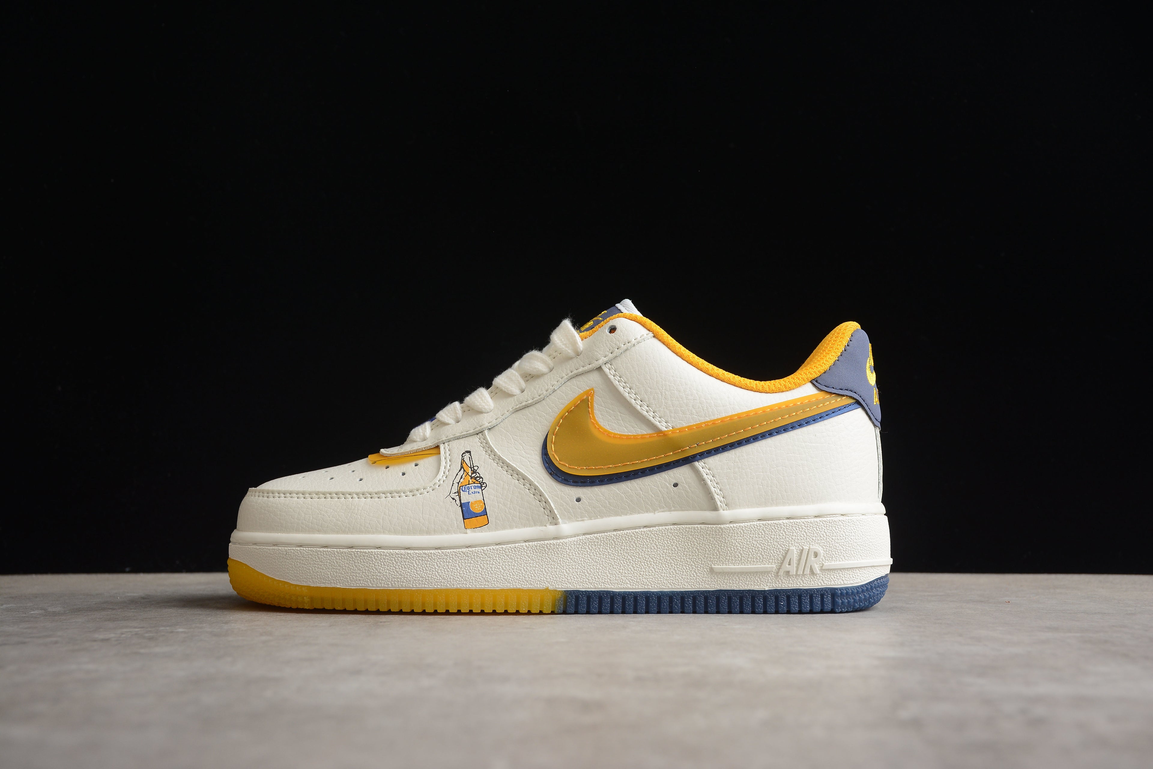 Nike Air Force 1 Low – Blanco / Amarillo / Azul