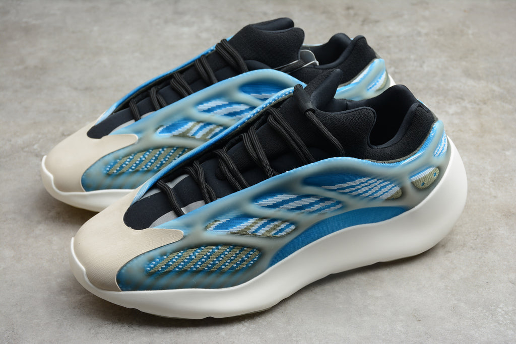Adidas Yeezy 700 V3 – Azul