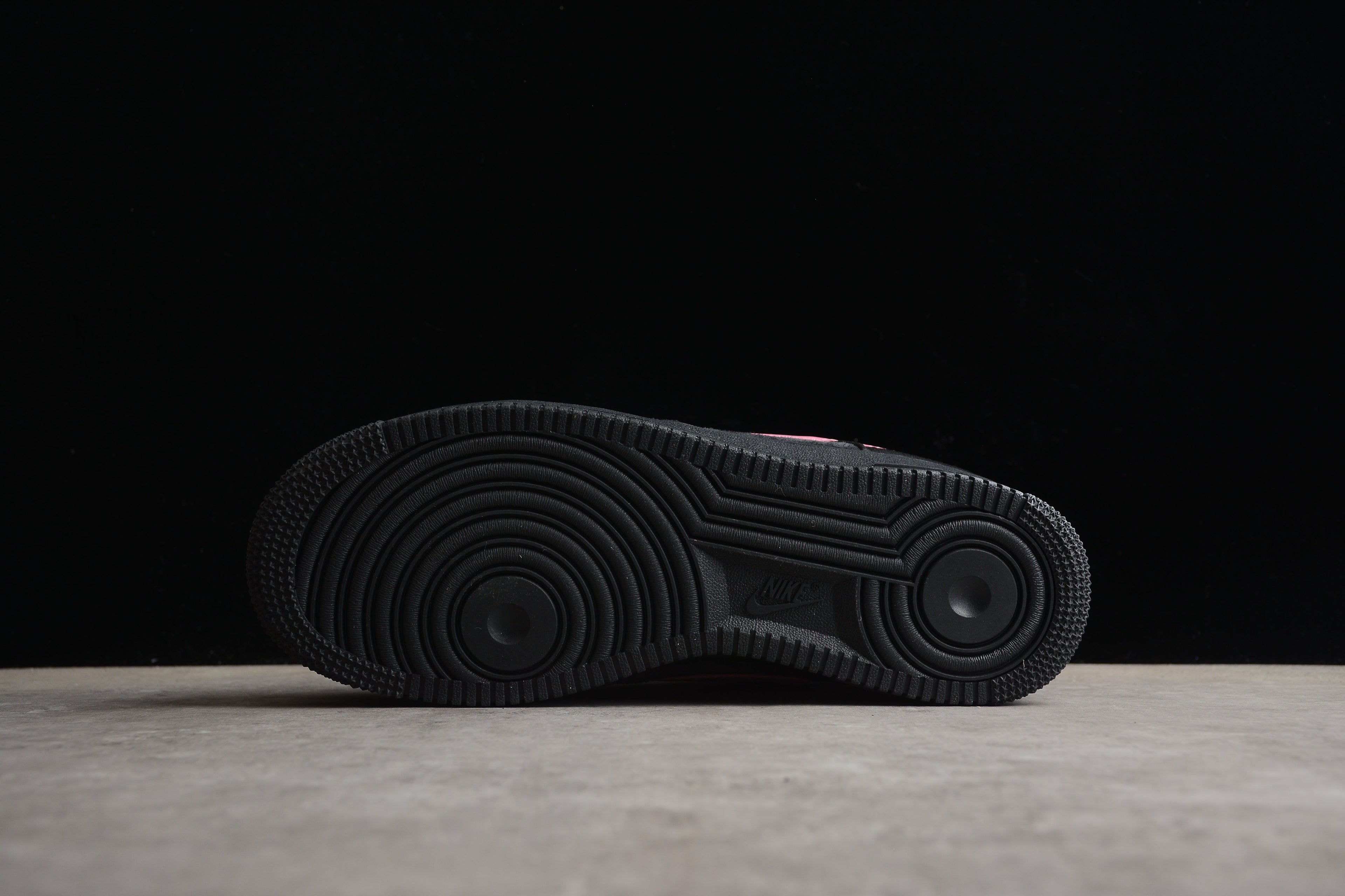 Air Force 1 Low – Negro / Rosa
