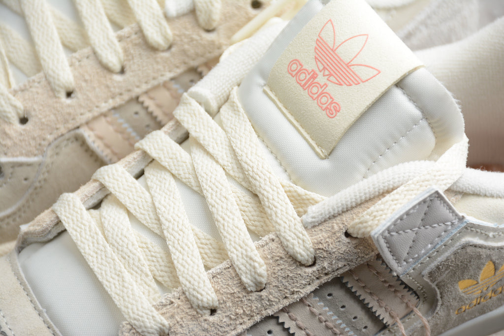 Adidas Forum – Full Beige