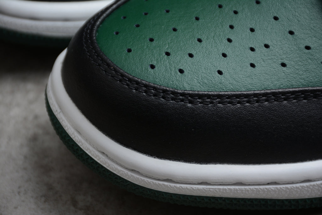 Jordan 1 Low – Verde / Negro / Blanco