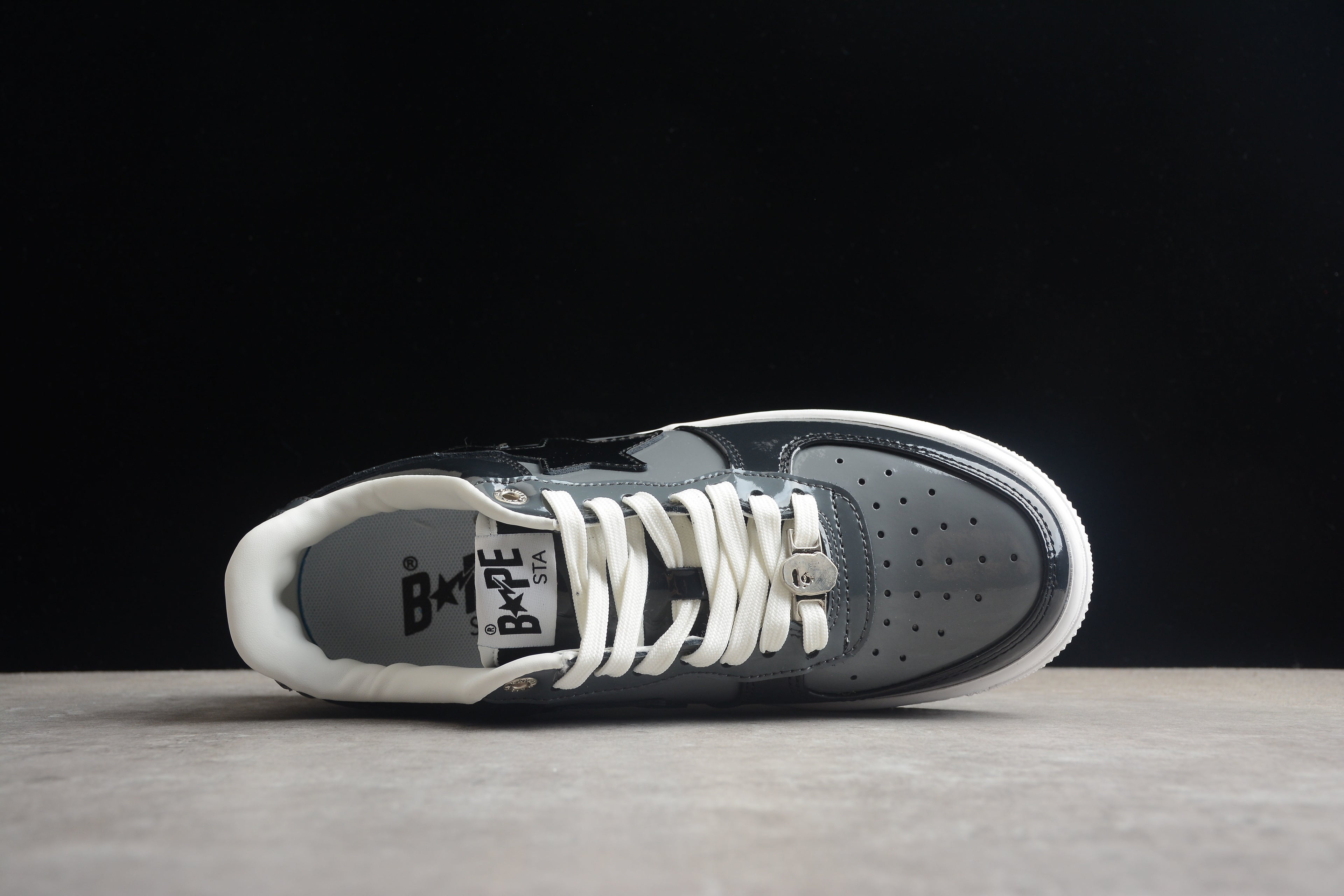 BAPE STA – Negro / Gris