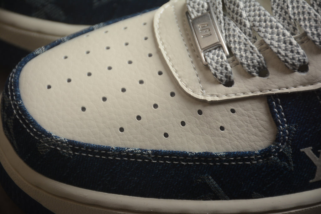 Air Force 1 Low LV – Blanco / Azul