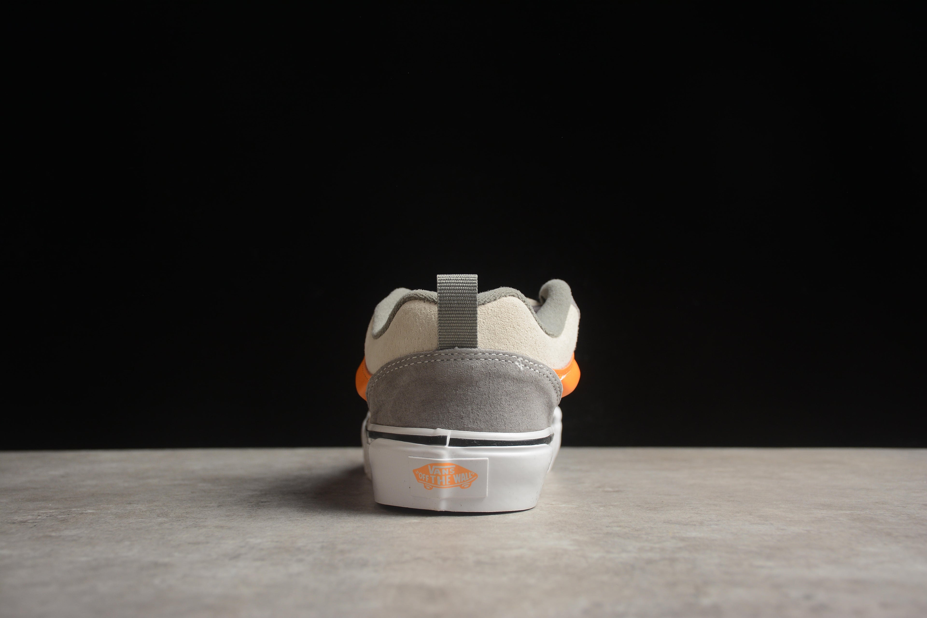 Vans Knu Skool – Gris / Naranja