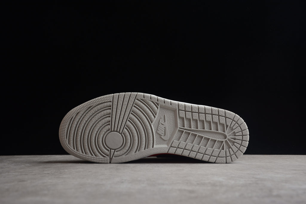 Jordan 1 Low – Rojo / Gris