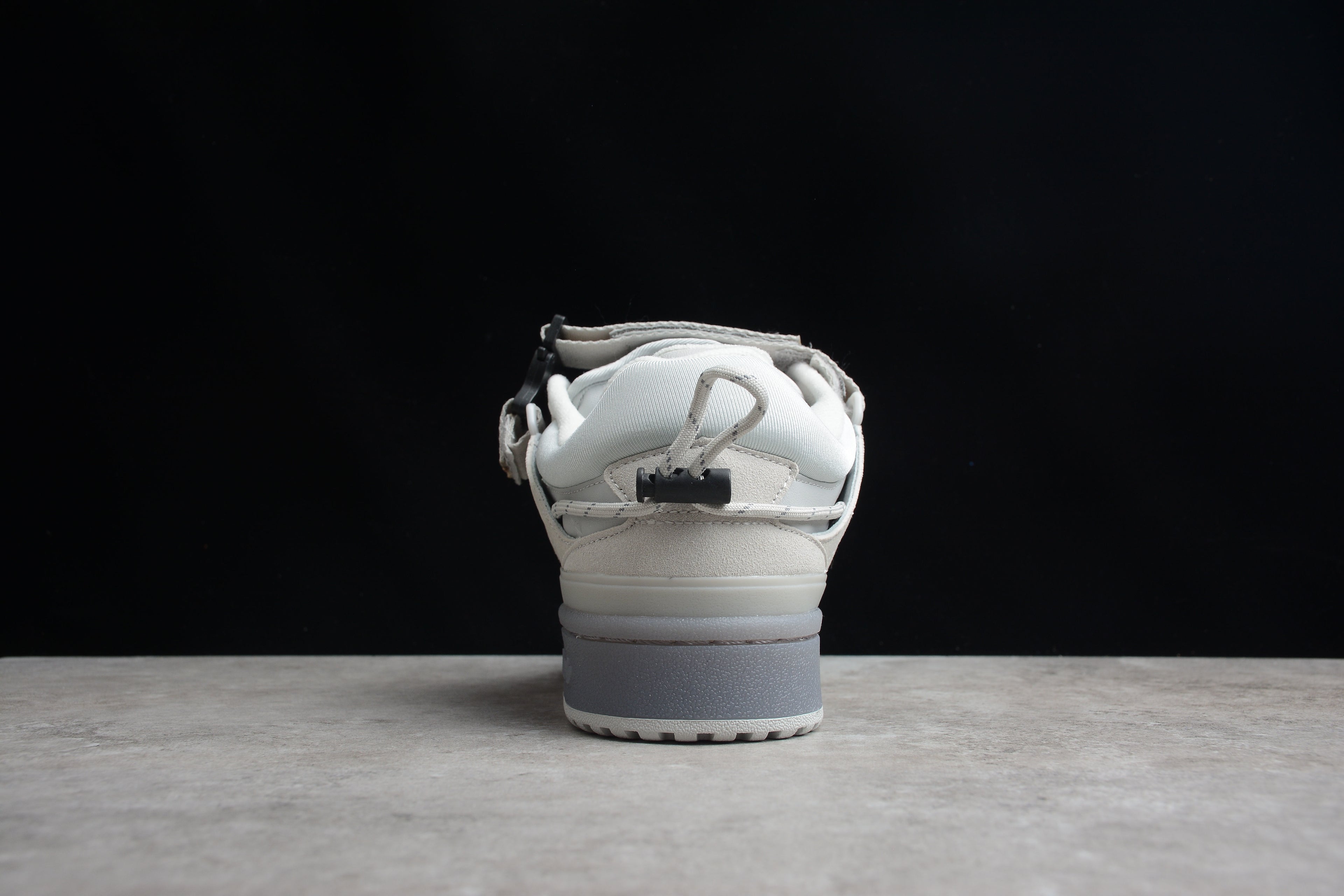 Adidas Forum Bad Bunny – Gris