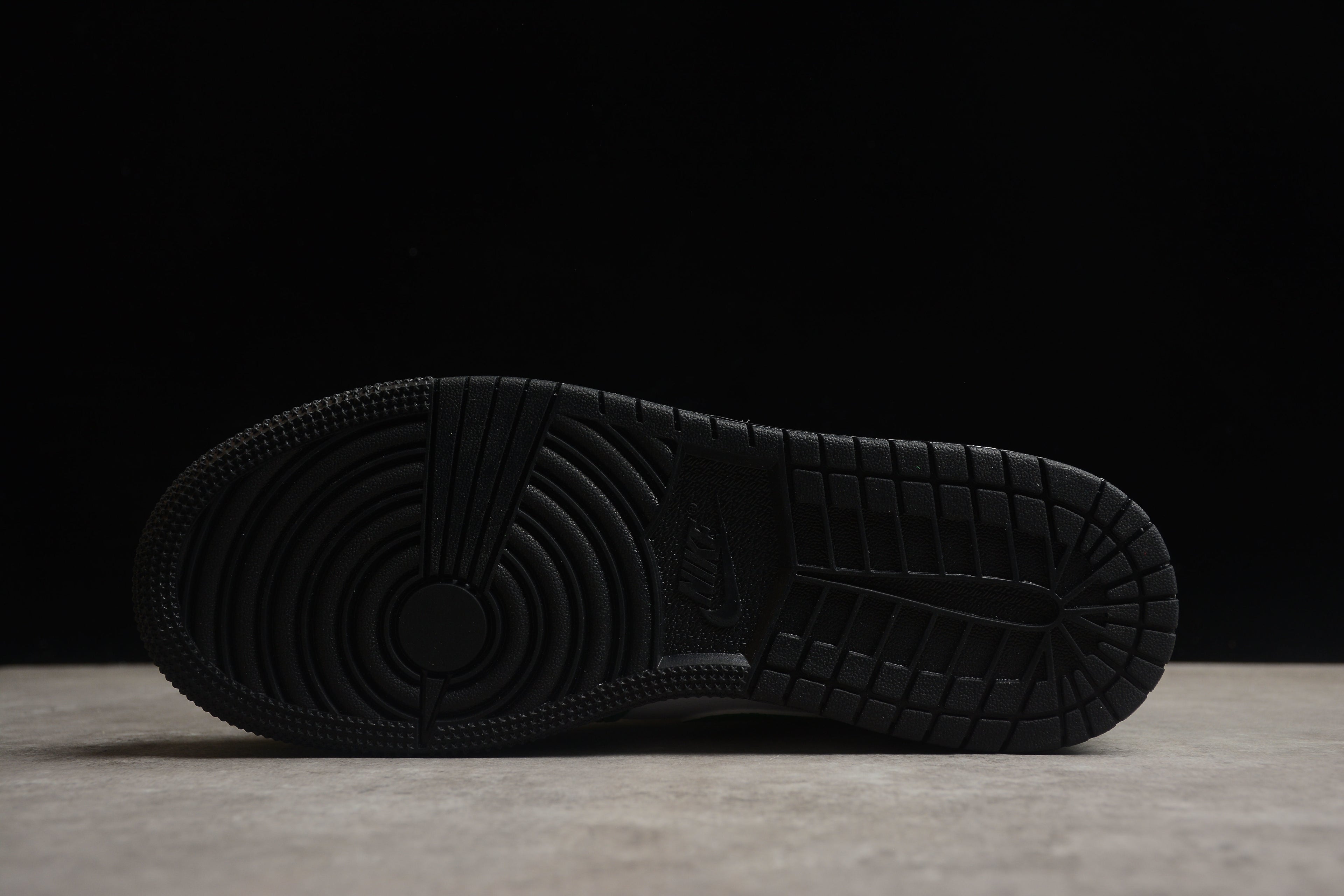 Air Jordan 1 Mid – Verde Oscuro